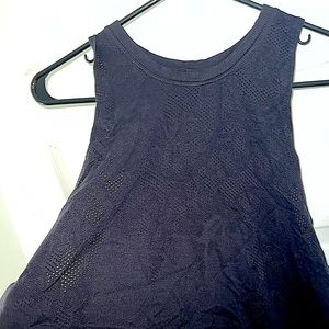Lace like tank top